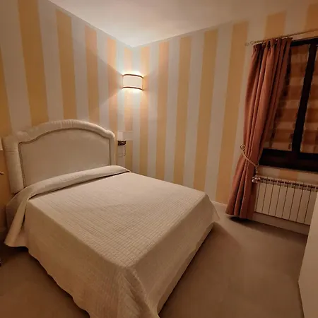 Casa Tulliola مونيلّي