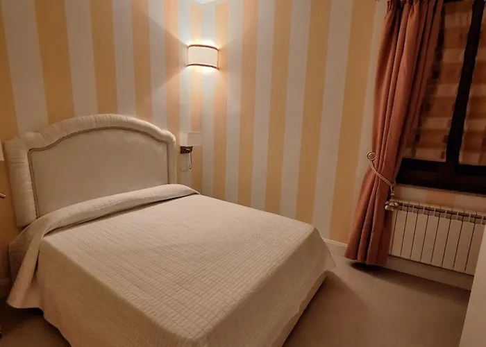 Casa Tulliola مونيلّي